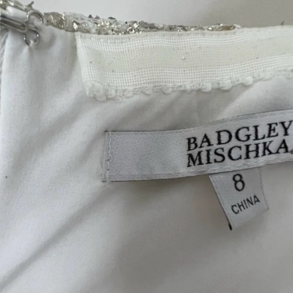 Badgley Mischka Off Shoulder metallic lace gown size 8 - Picture 13 of 14